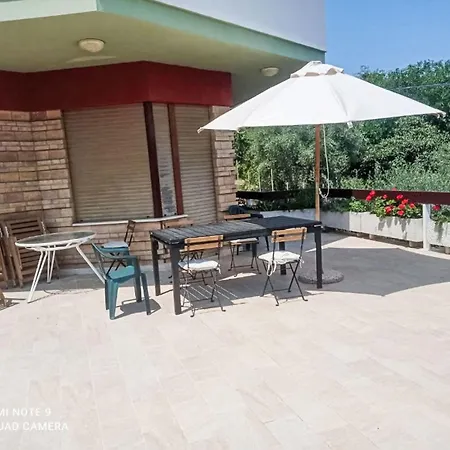 La Terrazza Di Colle Marino By Interhome *